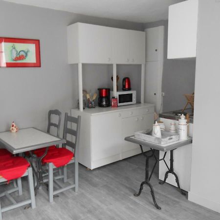 Villa F2 à tulle Extérieur photo